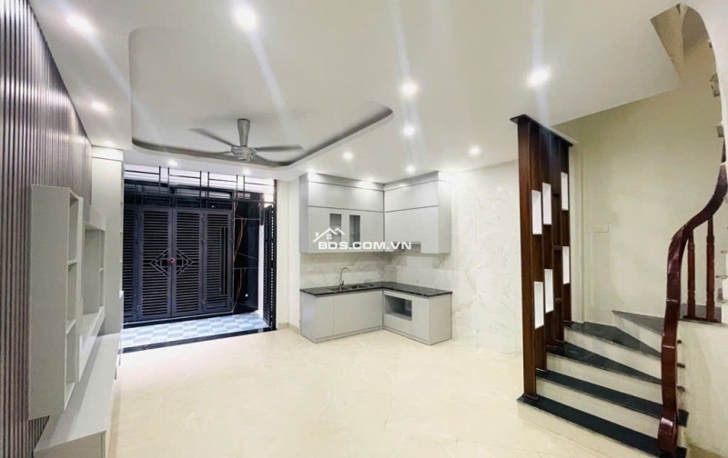 Bán Nhà - Ngọc Trục - Đại Mỗ - Nam Từ Liêm - 33m2 - 5 tầng - 6 Tỷ
